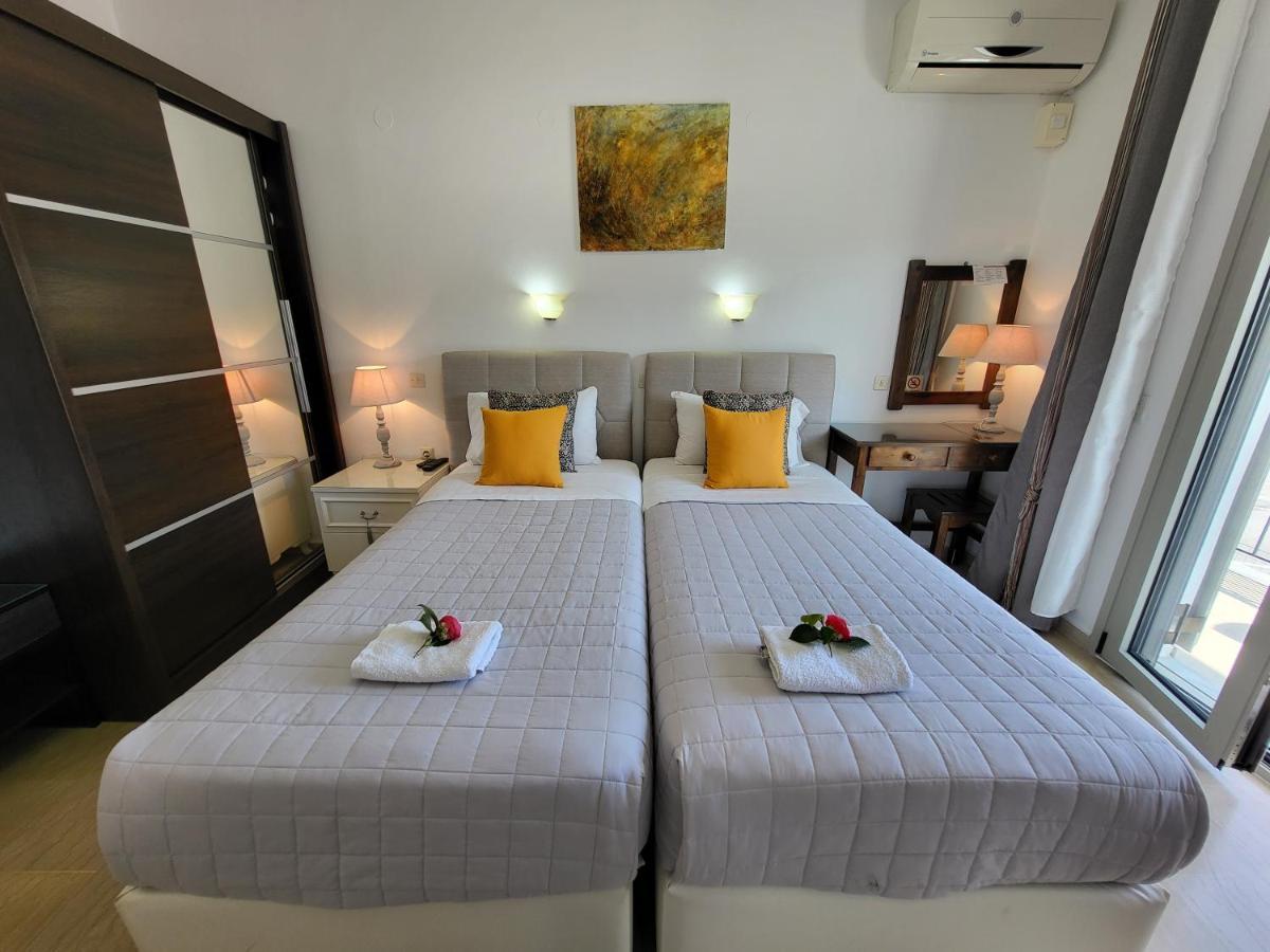 Hotel Angela 3*